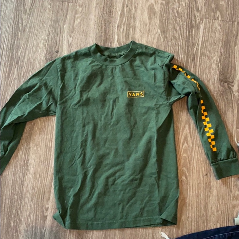 long sleeve Vans green t-shirt